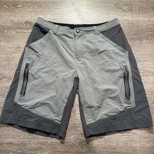 REI‎ Shorts Mens 32 Gray Cargo Ripstop Nylon Zip Pocket Outdoor Hike Fish 9.5"